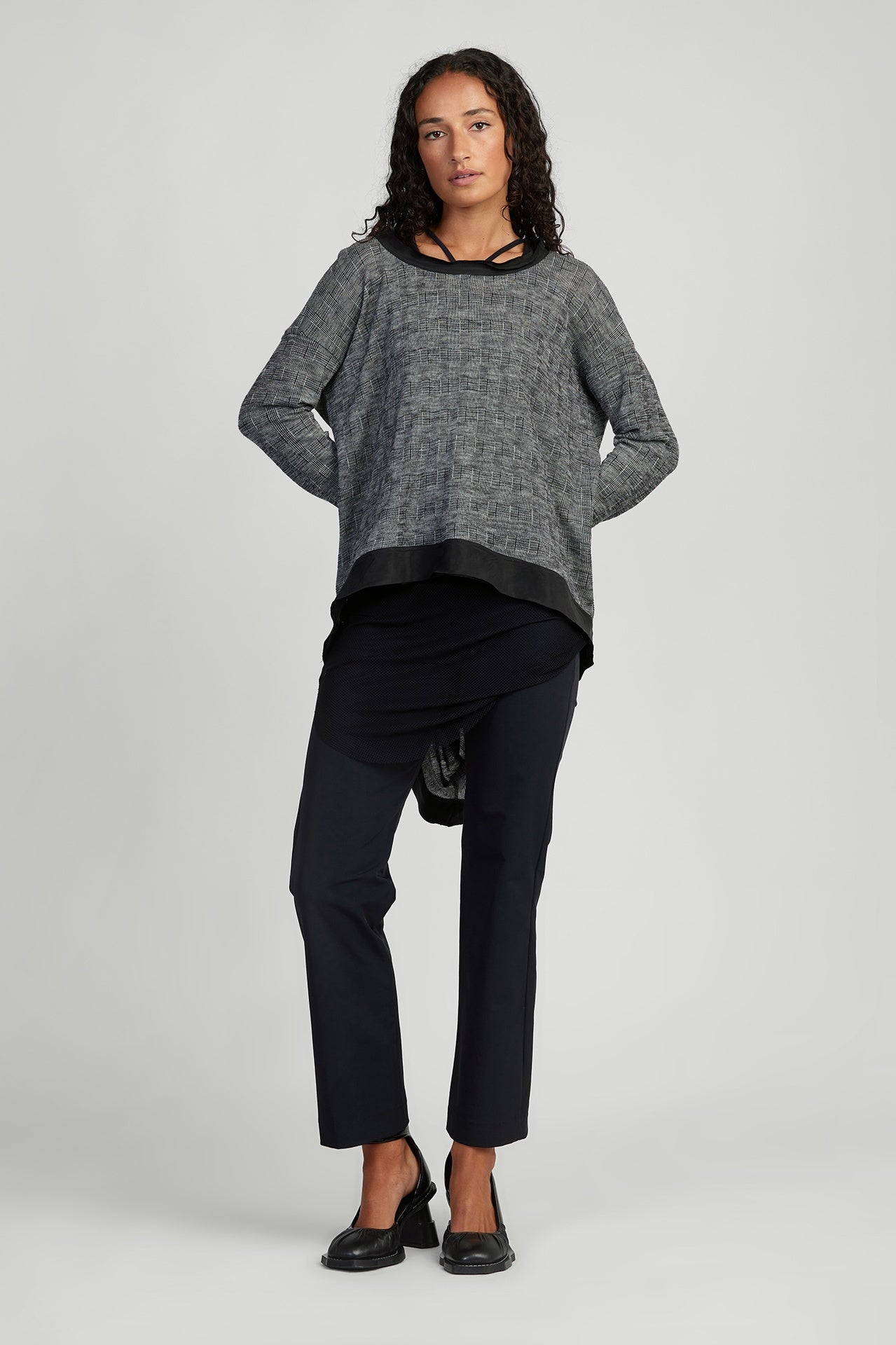 Perimeter Sweater - Grey Check in Grey - Taylor