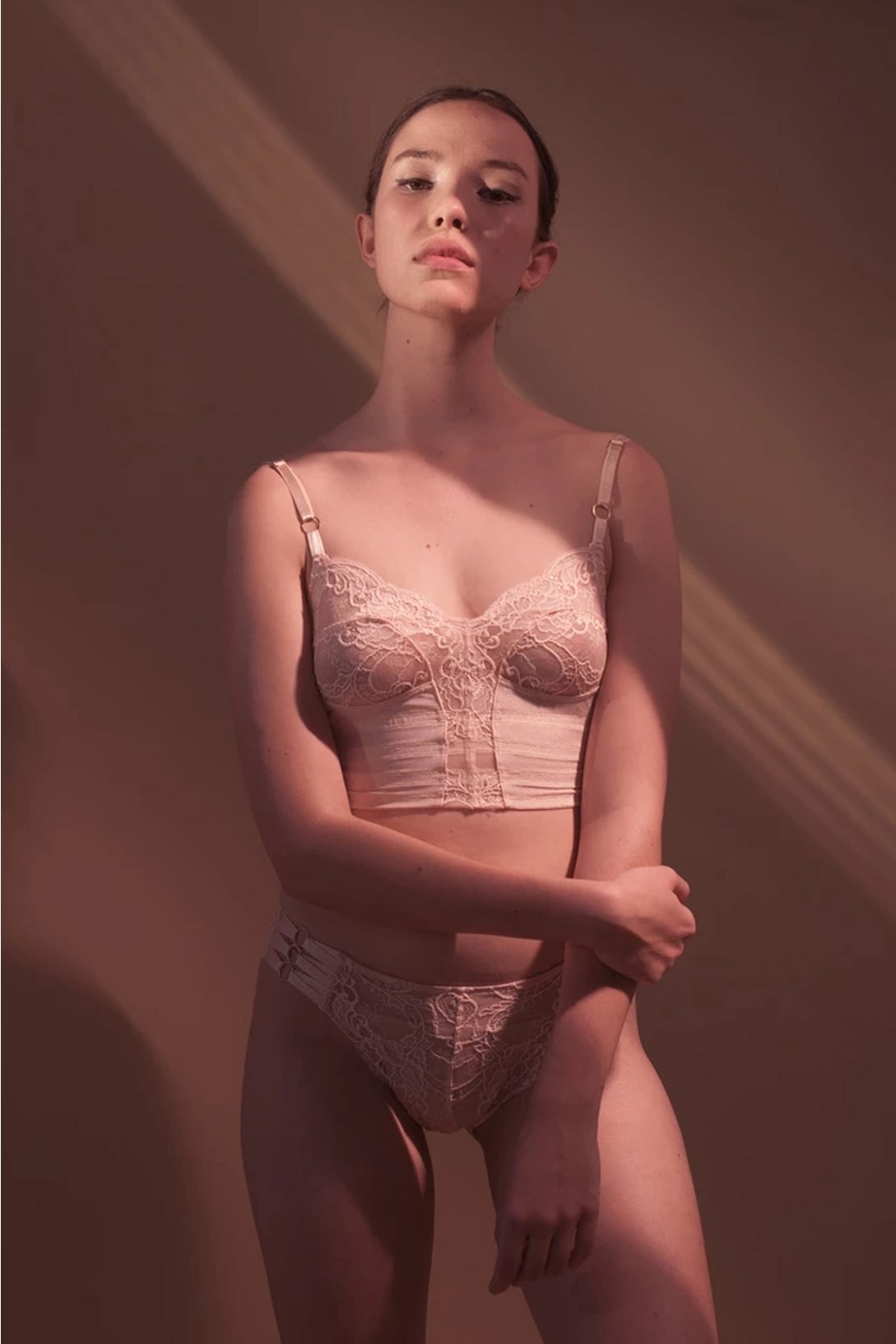 Florian - Lace Softcup Bra - Powder in Beige - Taylor